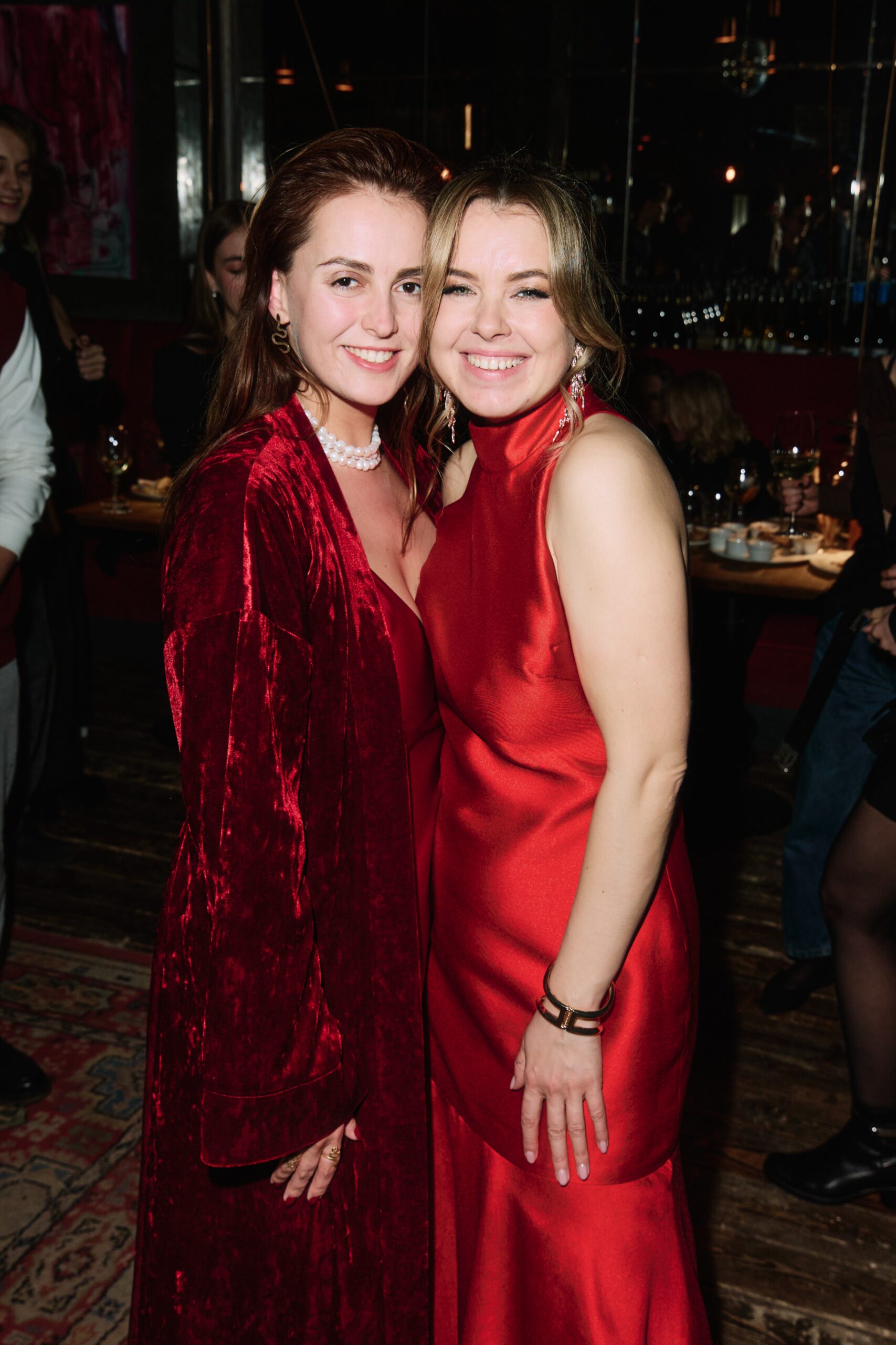 Владислав Ценев, Анна Скороходова, Мила Ершова и Святослав Рогожан на вечере в честь Дня рождения Юлии Хамитовой