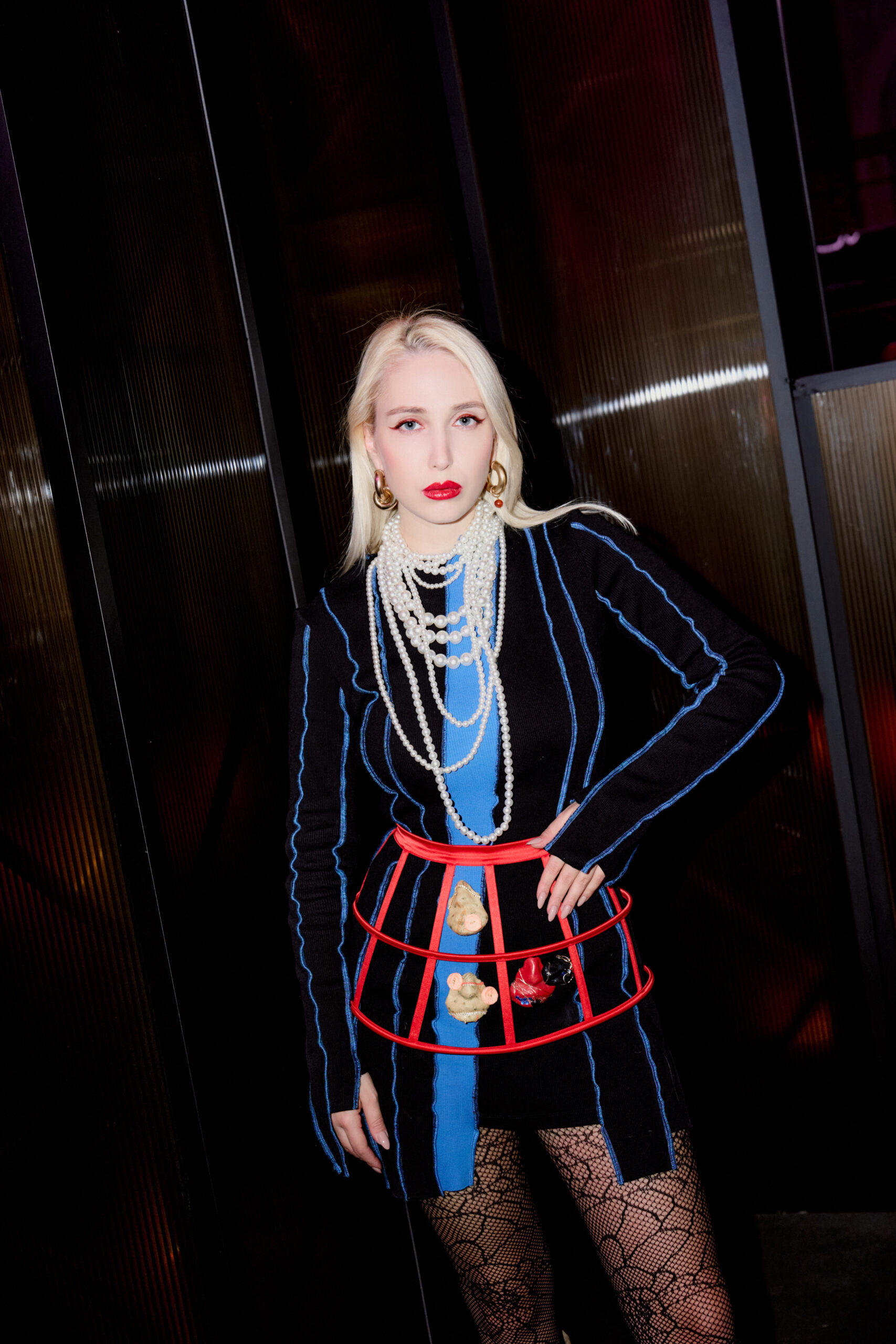 Ольга Лефферс, Питер Опхайм, Полина Аскери и другие звезды на показе бренда COSARÊVE