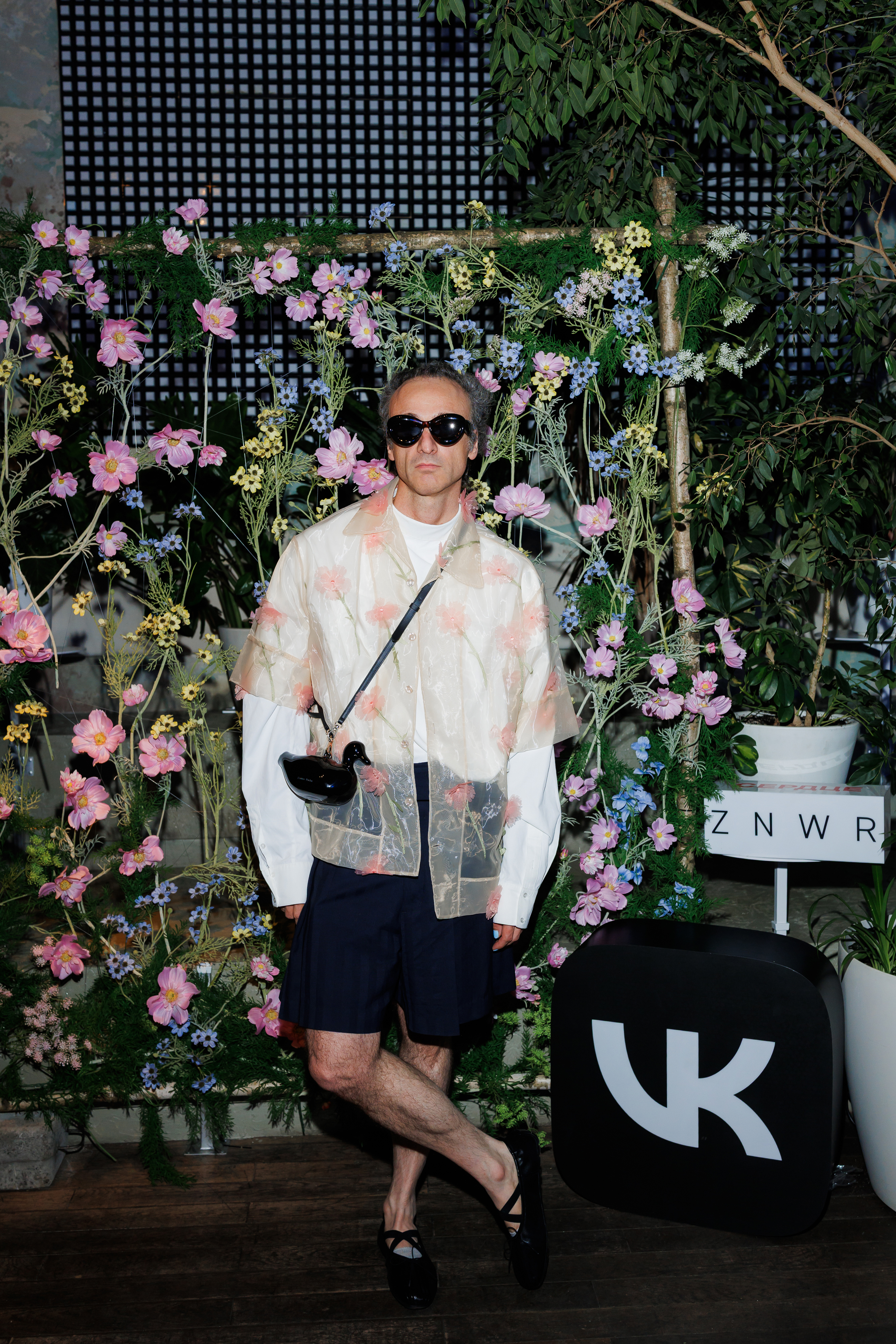 Юлианна Караулова, Настя Полетаева, Анатоль Вовк, Ингрид Олеринскаяи другие на презентации эко-капсулы VK и ZNWR