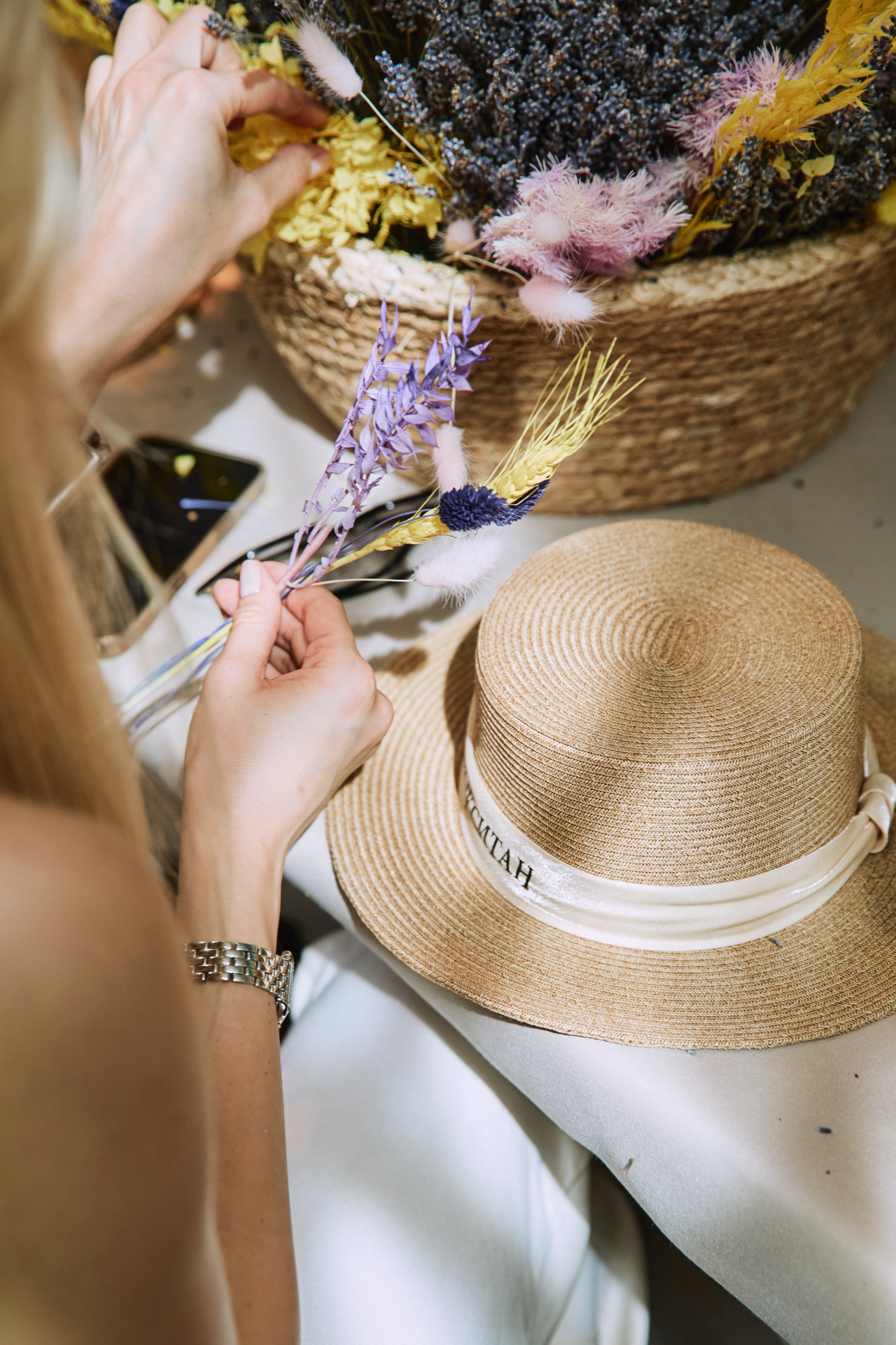 Летний Ribambelle: аромат цветущих садов, вкус сезона и шляпы с характером