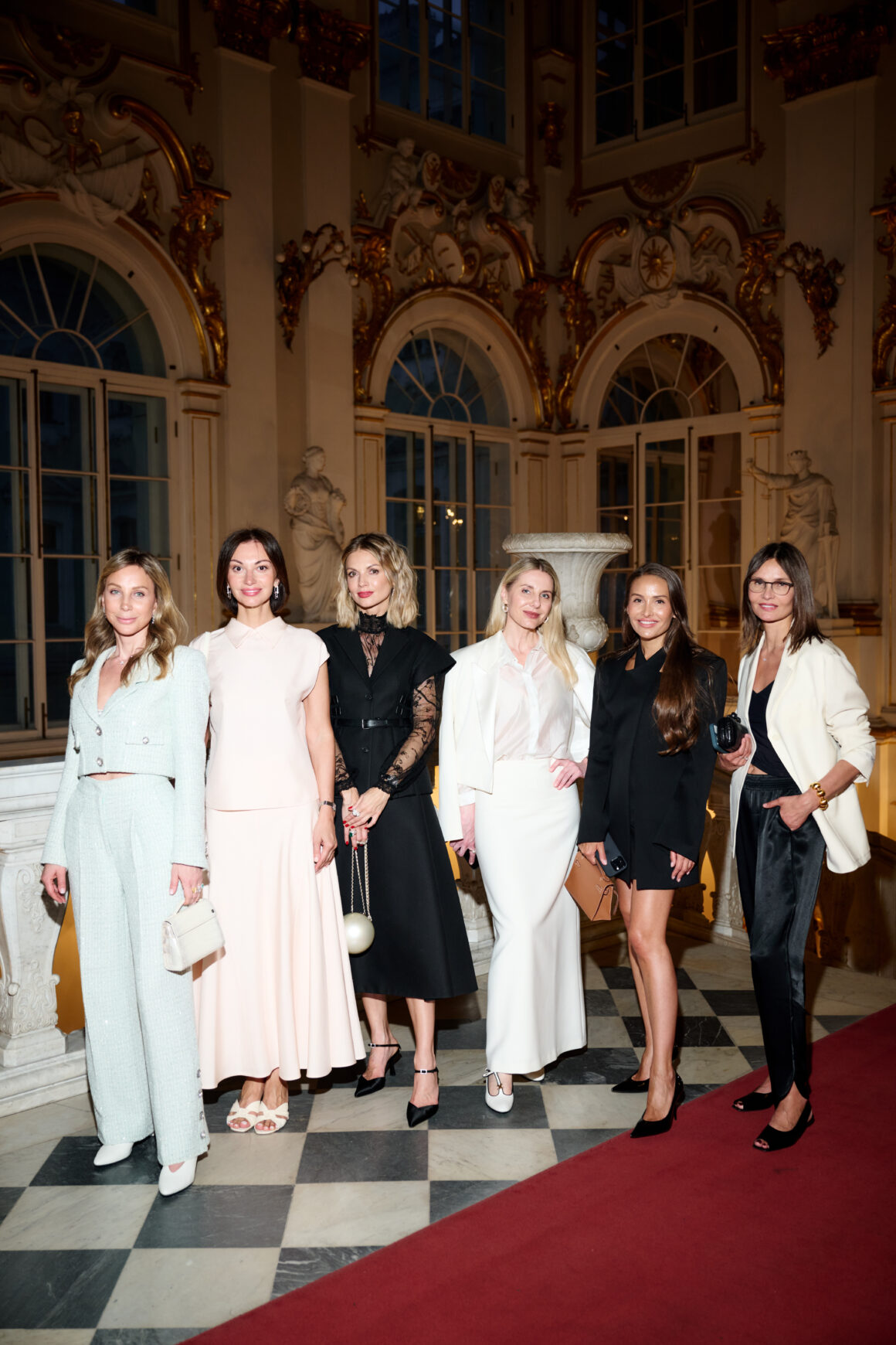 «Один музей. Три взгляда»: как Дмитрий Левицкий, Александра Жаркова и другие звезды интерпретировали классику в новом формате