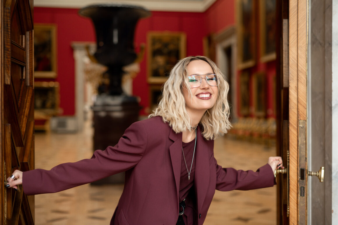 «Один музей. Три взгляда»: как Дмитрий Левицкий, Александра Жаркова и другие звезды интерпретировали классику в новом формате