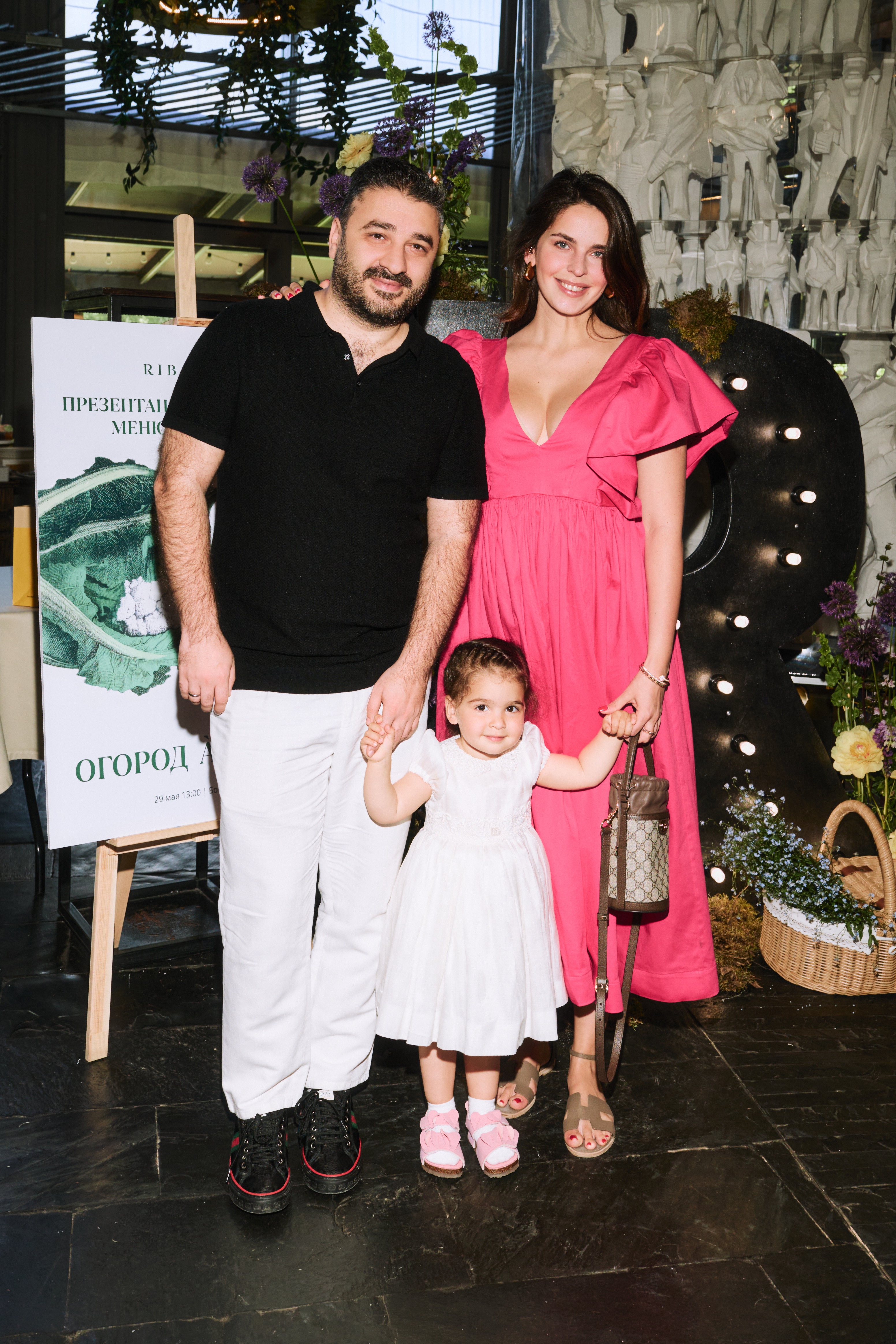 Летний Ribambelle: аромат цветущих садов, вкус сезона и шляпы с характером