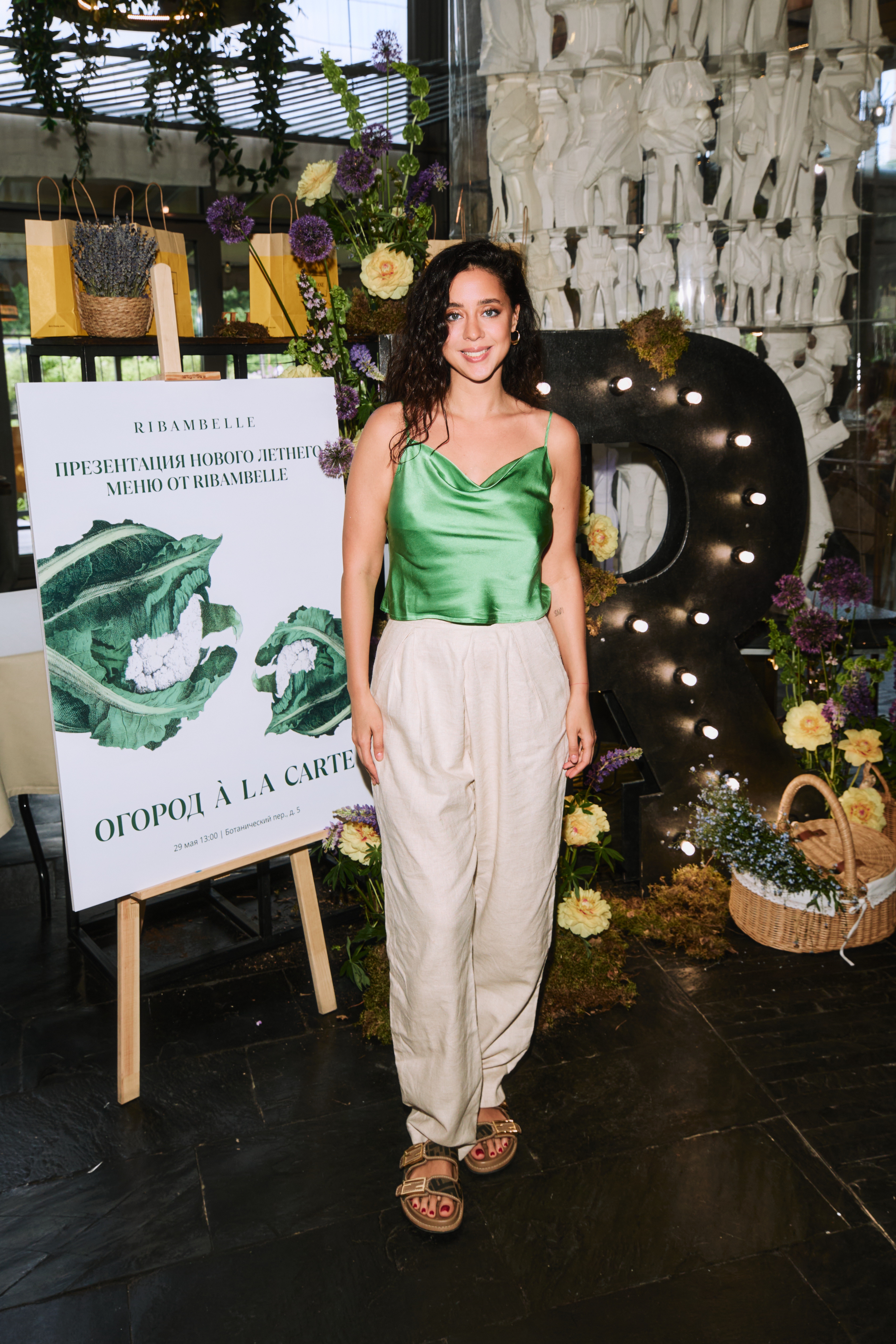 Летний Ribambelle: аромат цветущих садов, вкус сезона и шляпы с характером