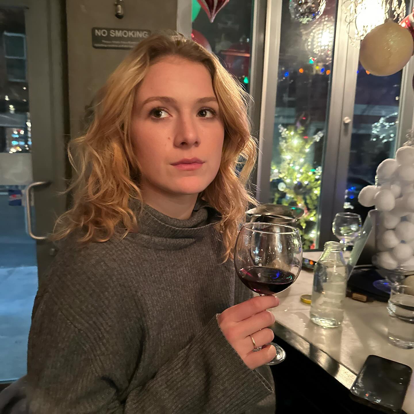 Не только Блейк Лайвли: еще одна актриса подала в суд на Джастина Бальдони