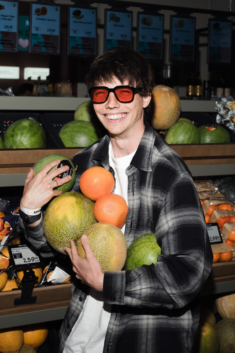 Катя Адушкина, Александра Киселева, Саша Спилберг и другие звезды на открытии «Select Перекресток»