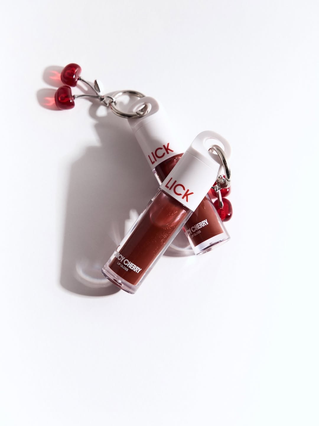 Қазақстандық блогерлер батыс жұлдыздары сияқты жеке косметикалық брендтерін нарыққа шығаруда