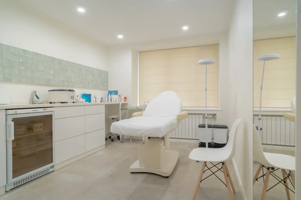 Инъекционная косметология в Москве: биоревитализация, контурная пластика и другие методы